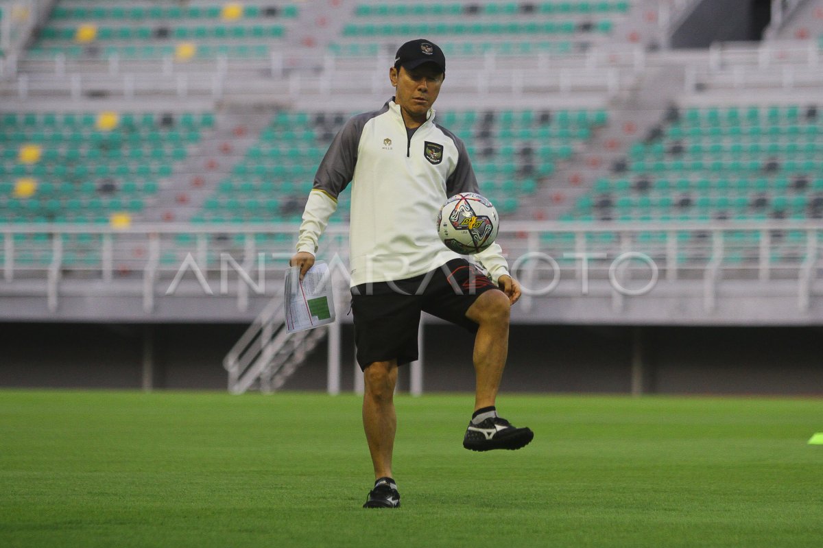 Latihan Timnas Indonesia Jelang Lawan Palestina ANTARA Foto