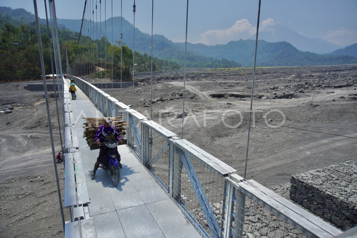 Jembatan Gantung Kaliregoyo Berfungsi Kembali Antara Foto