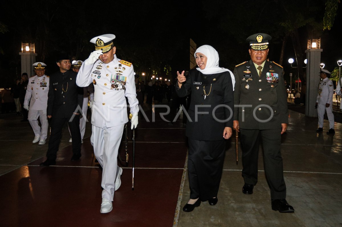 Apel Kehormatan Dan Renungan Suci Hari Pahlawan Antara Foto