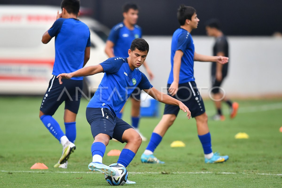 Latihan Timnas Uzbekistan U Jelang Babak Besar Antara Foto