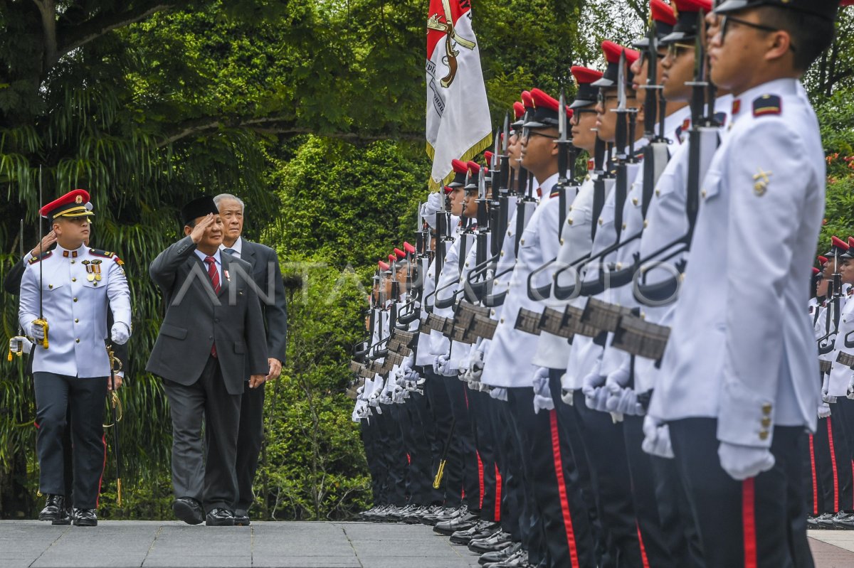 Prabowo Terima Darjah Utama Bakti Dari Presiden Singapura ANTARA Foto