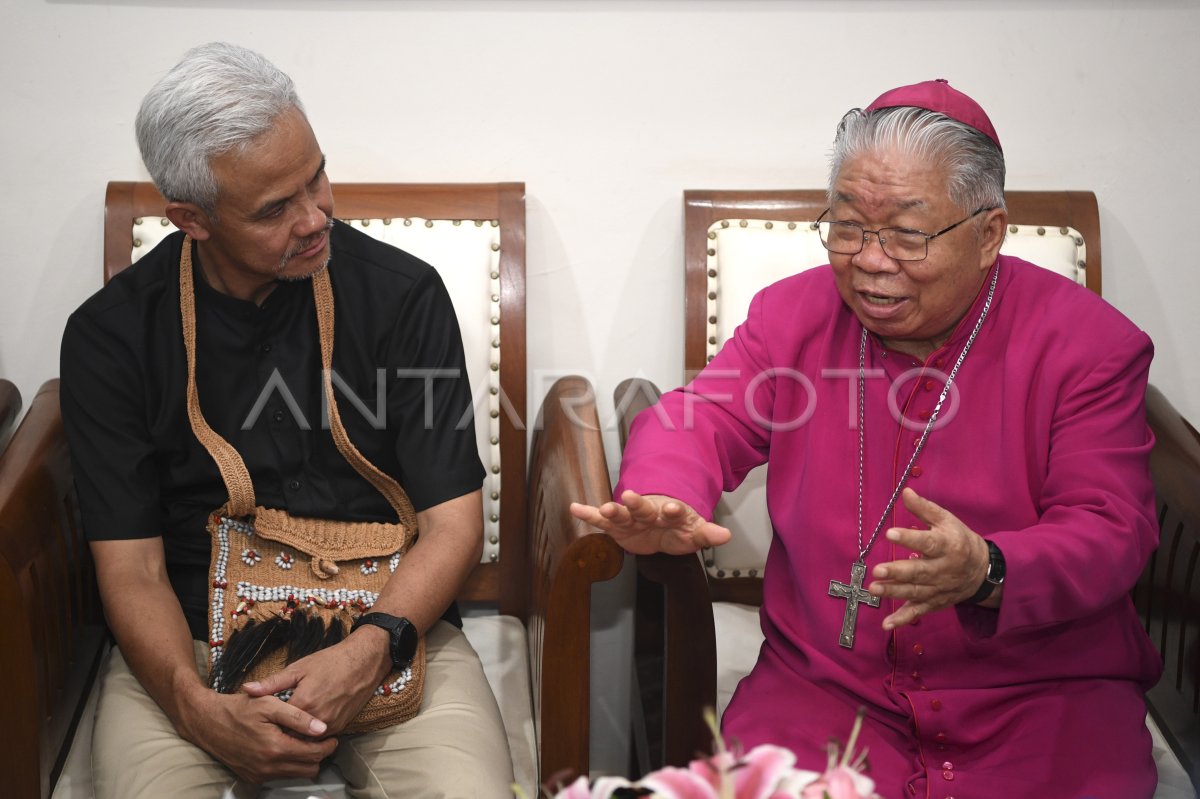 Ganjar Pranowo Kunjungi Keuskupan Agung Merauke Antara Foto