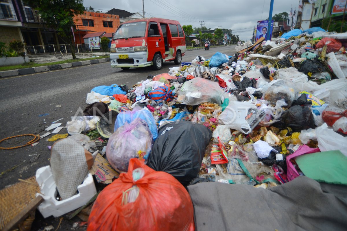 Bukittinggi Darurat Sampah Antara Foto