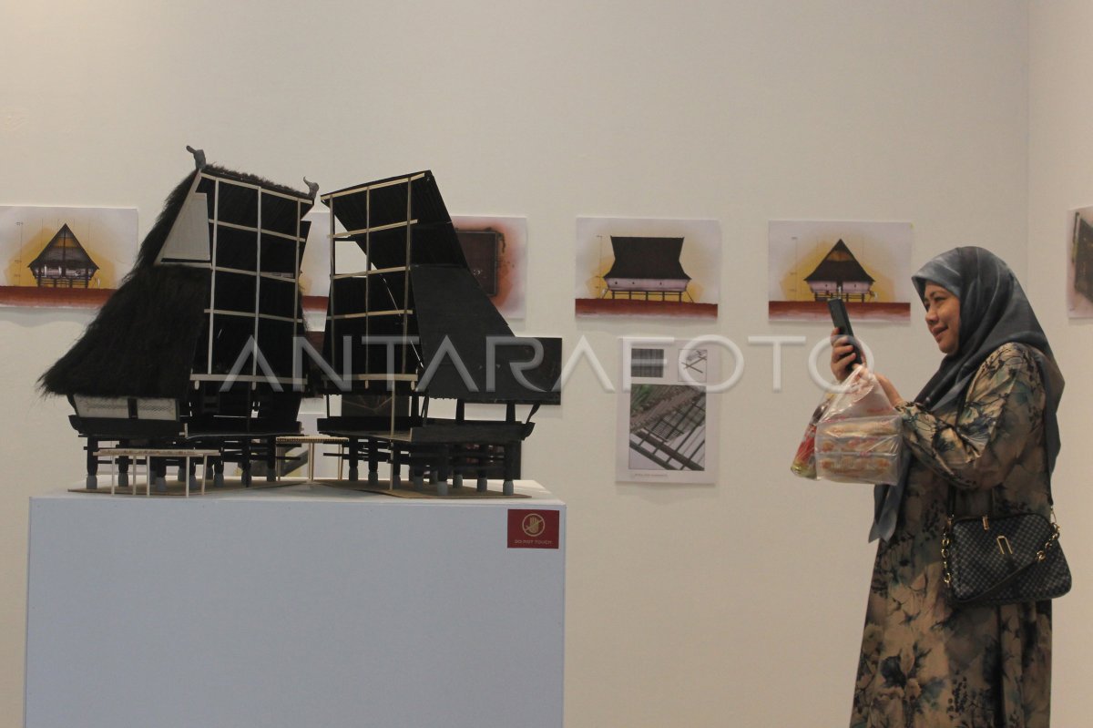 Pameran Arsitektur Dan Budaya Karo Antara Foto