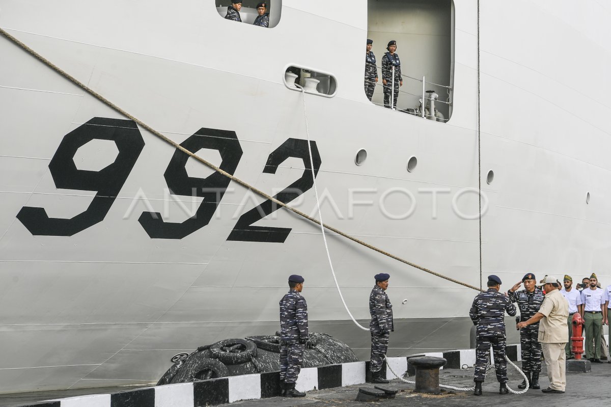 Menhan Berangkatkan Kapal RS TNI KRI Radjiman Ke Palestina ANTARA Foto