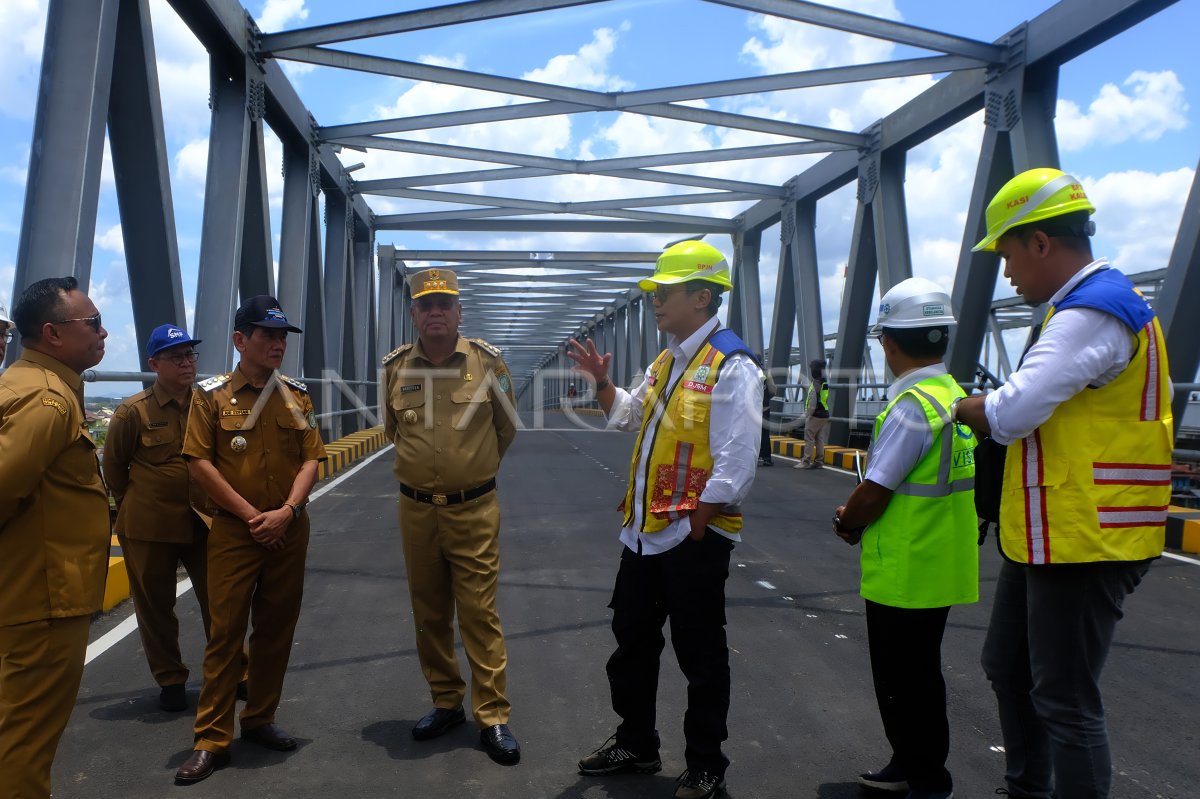 Duplikasi Jembatan Kapuas Siap Diresmikan Presiden Antara Foto