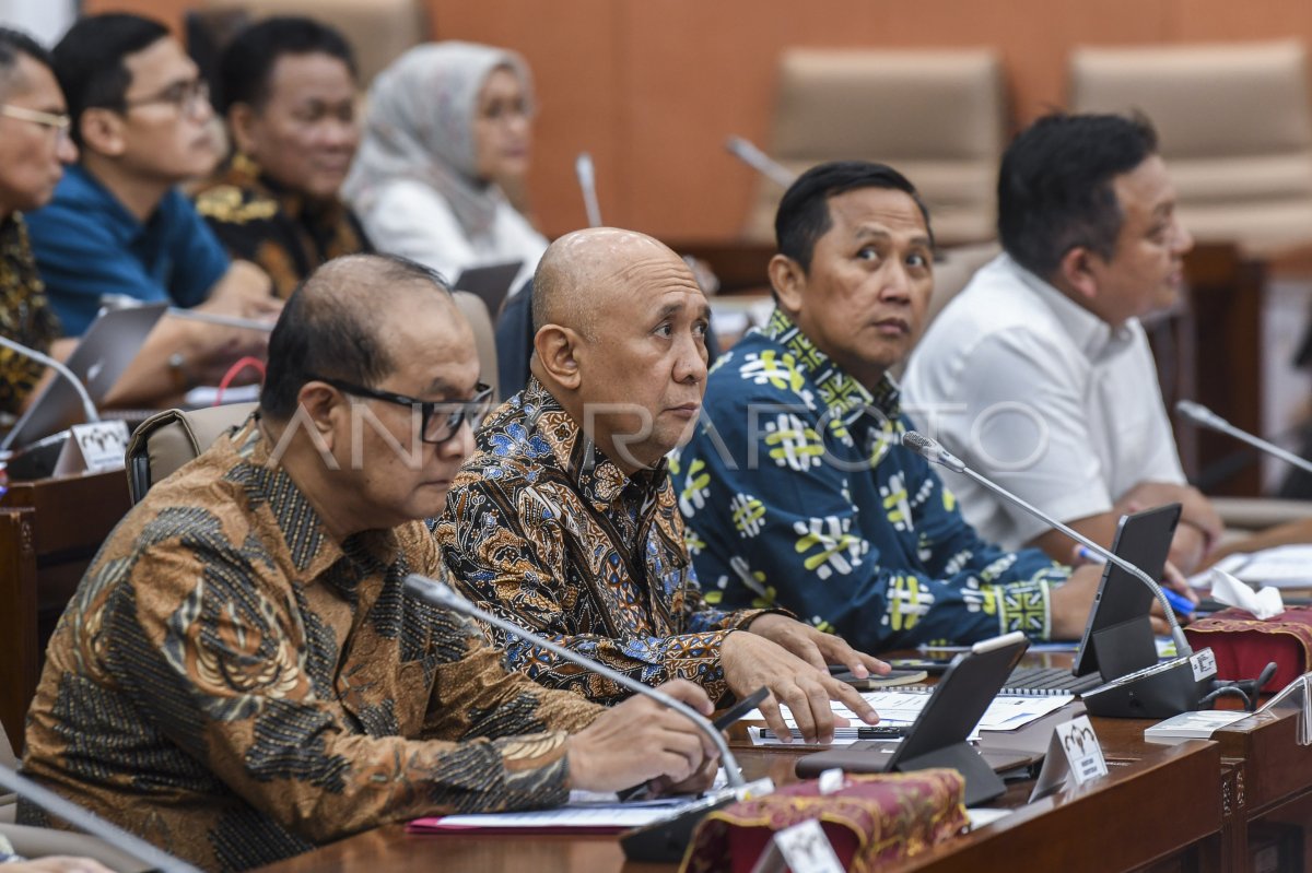 Raker Kemenkop Dan UKM Dengan Komisi VI DPR ANTARA Foto