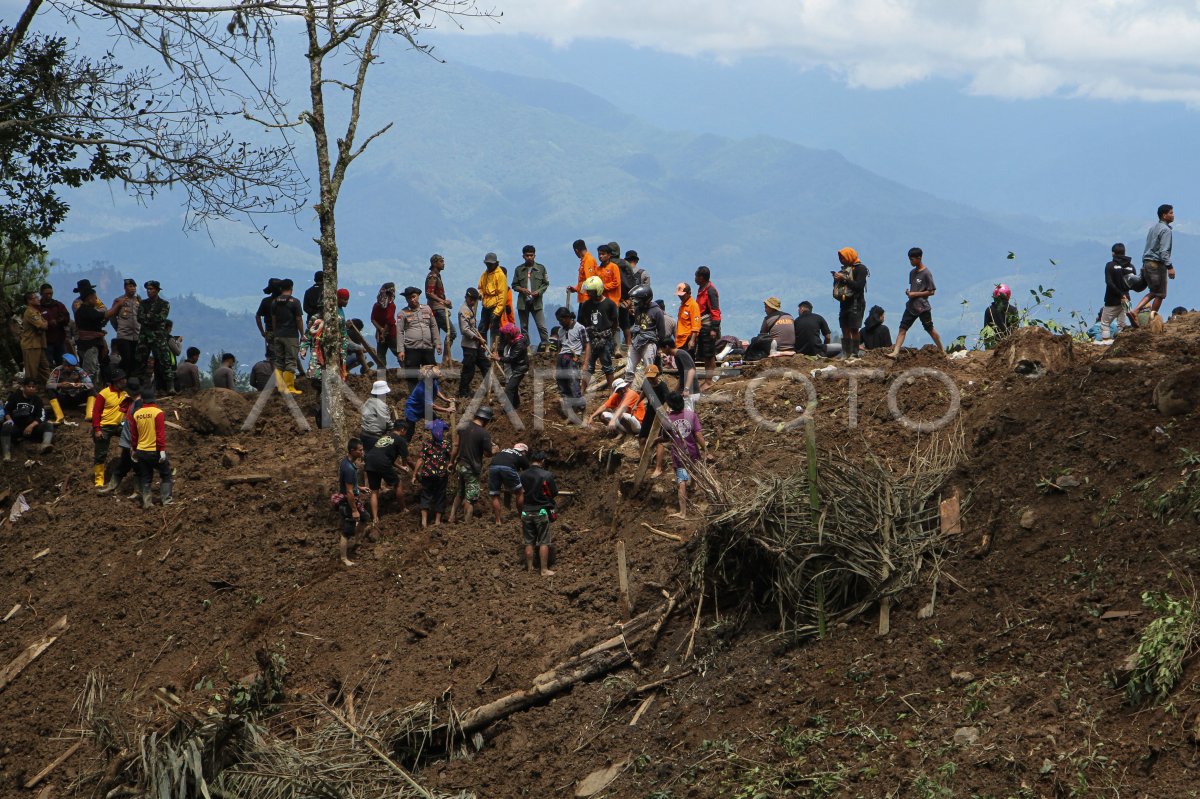 Operasi SAR Bencana Tanah Longsor Di Tana Toraja Ditutup ANTARA Foto