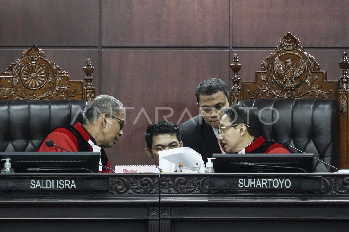 Sidang Putusan Phpu Pileg Antara Foto