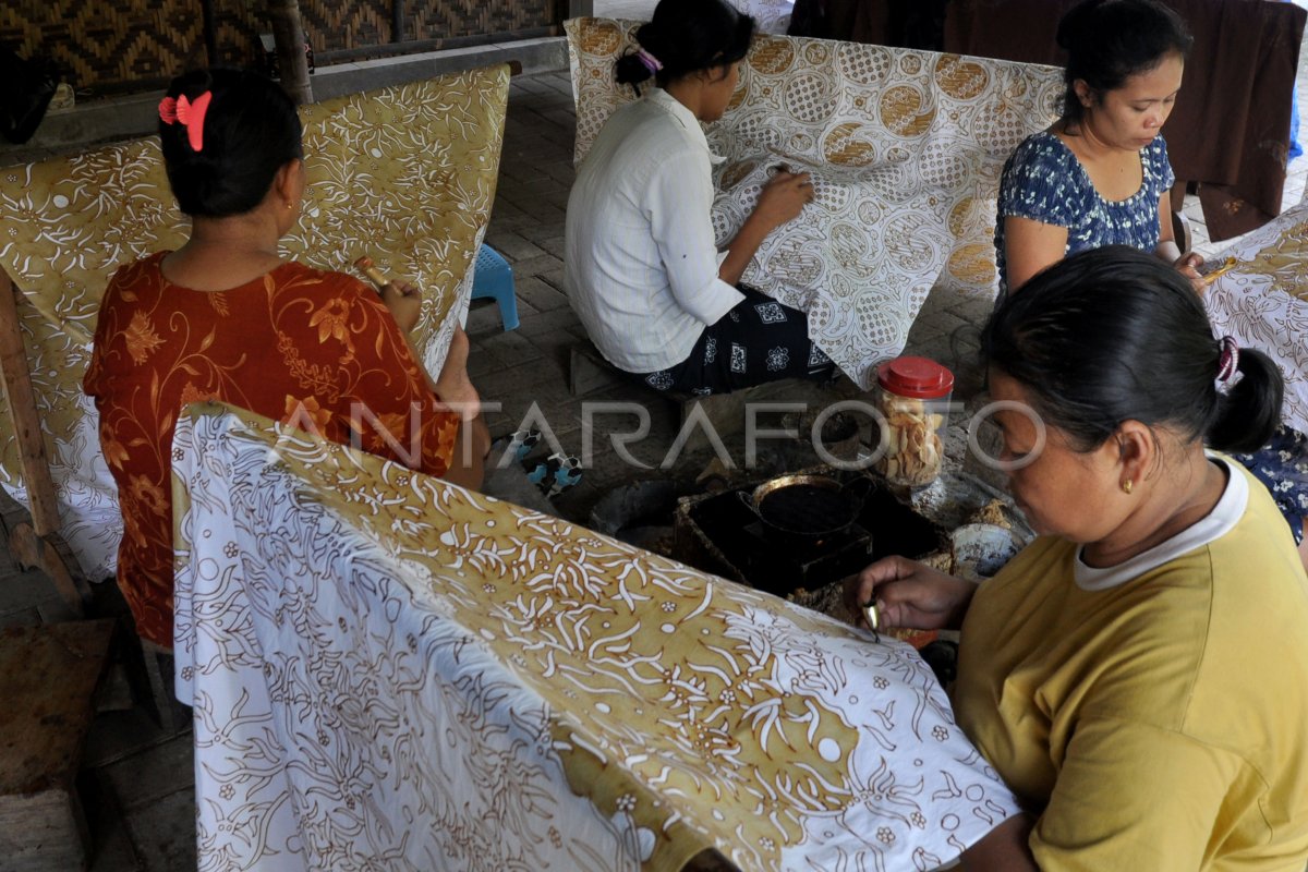 BATIK WARNA ALAM ANTARA Foto