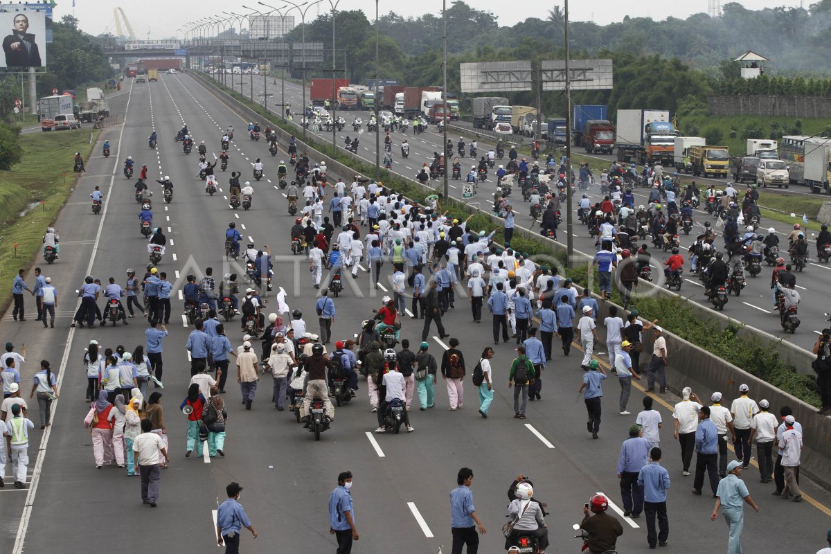 AKSI BURUH ANTARA Foto