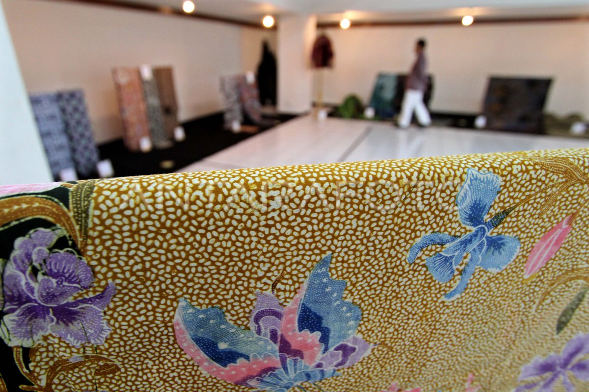 Pameran Batik Antara Foto