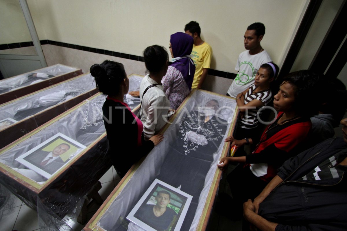 PEMULANGAN JENAZAH PENEMBAKAN ANTARA Foto