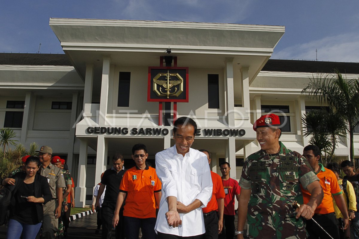 Berkunjung Ke Kopassus Antara Foto