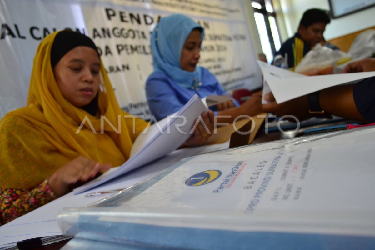 Perbaikan Berkas Caleg Antara Foto