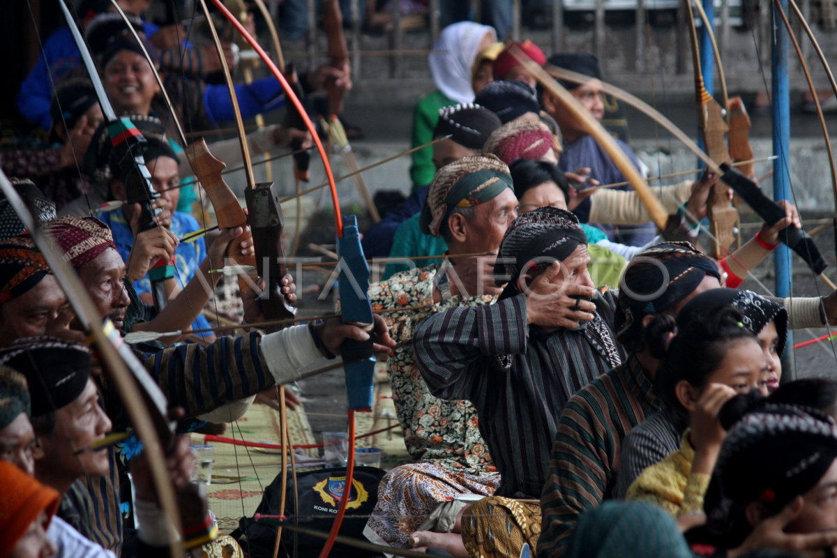 LOMBA PANAHAN TRADISIONAL ANTARA Foto