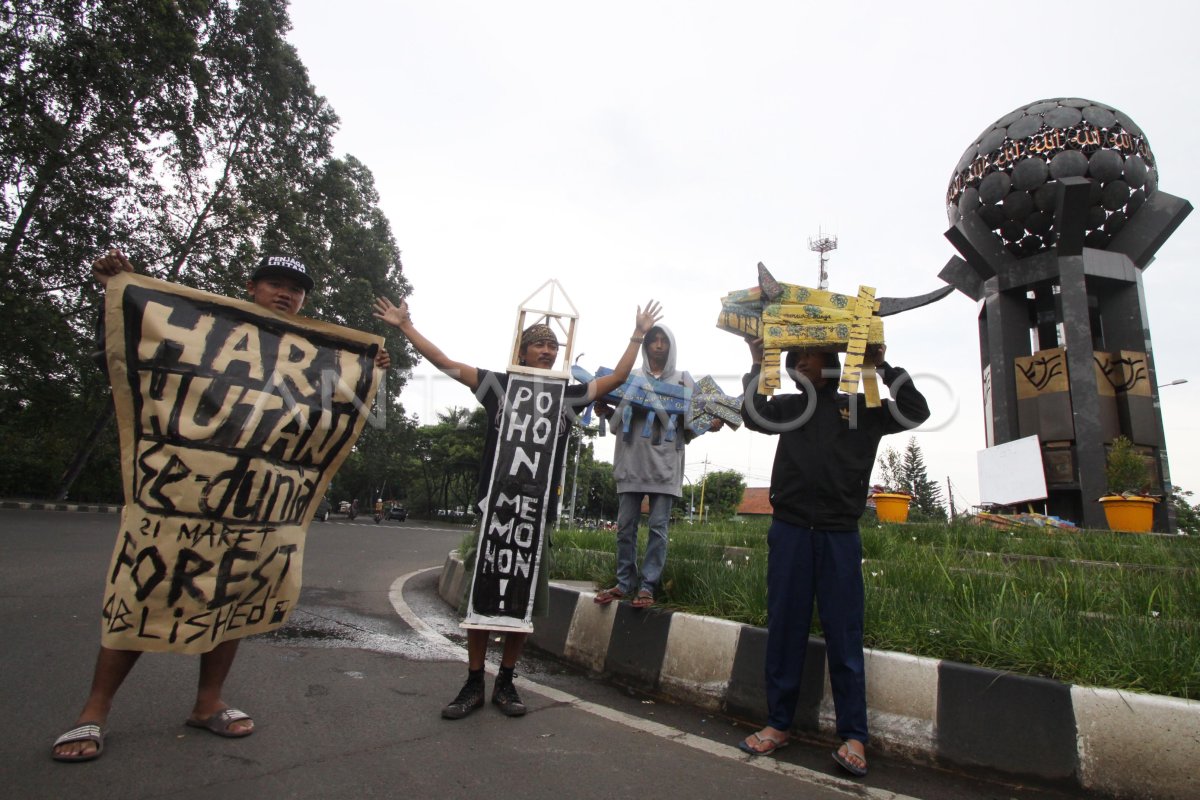 PERINGATAN HARI HUTAN SEDUNIA ANTARA Foto