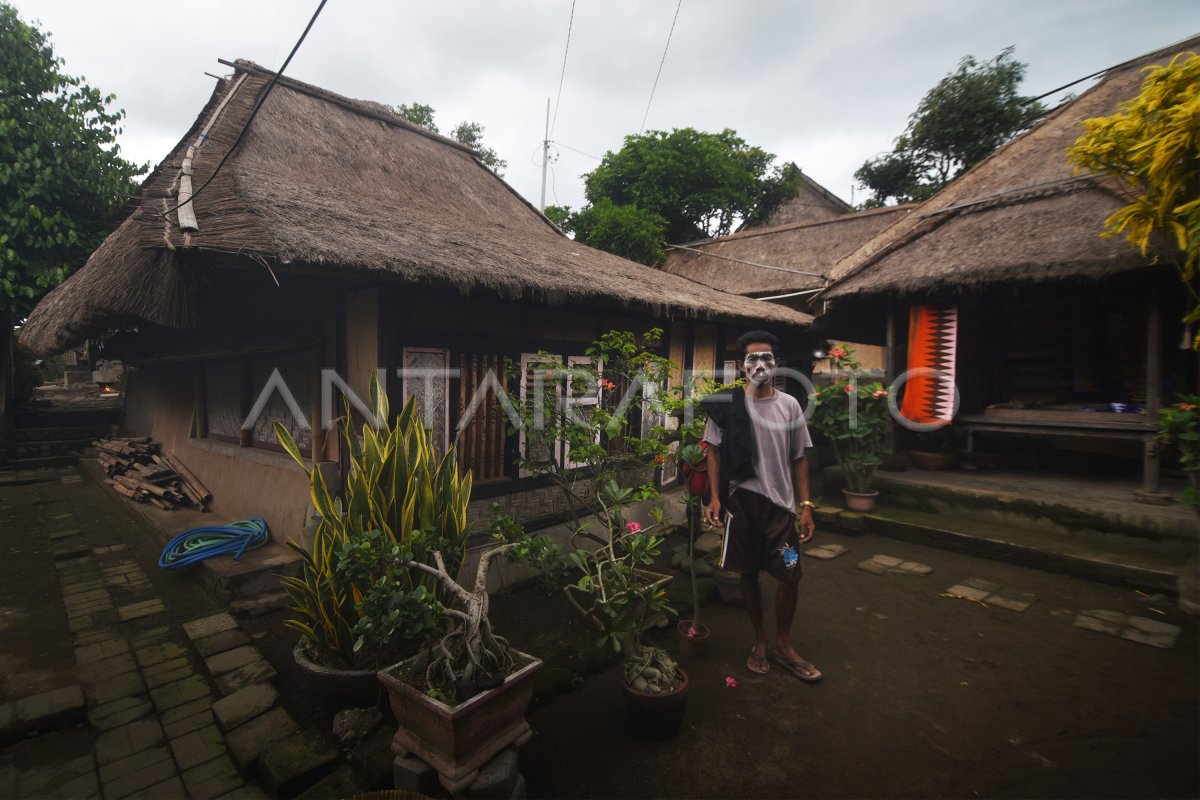 PERKAMPUNGAN SUKU SASAK ANTARA Foto