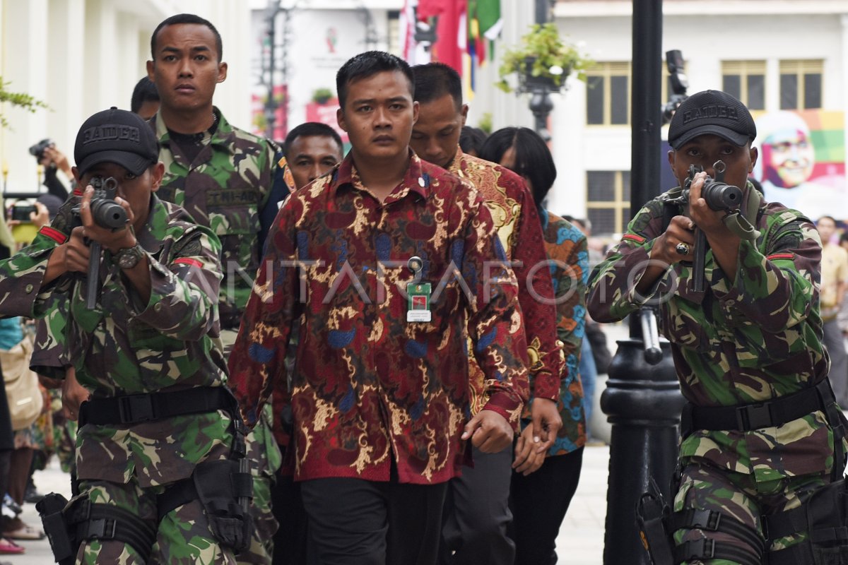 SIMULASI EVAKUASI TAMU NEGARA ANTARA Foto