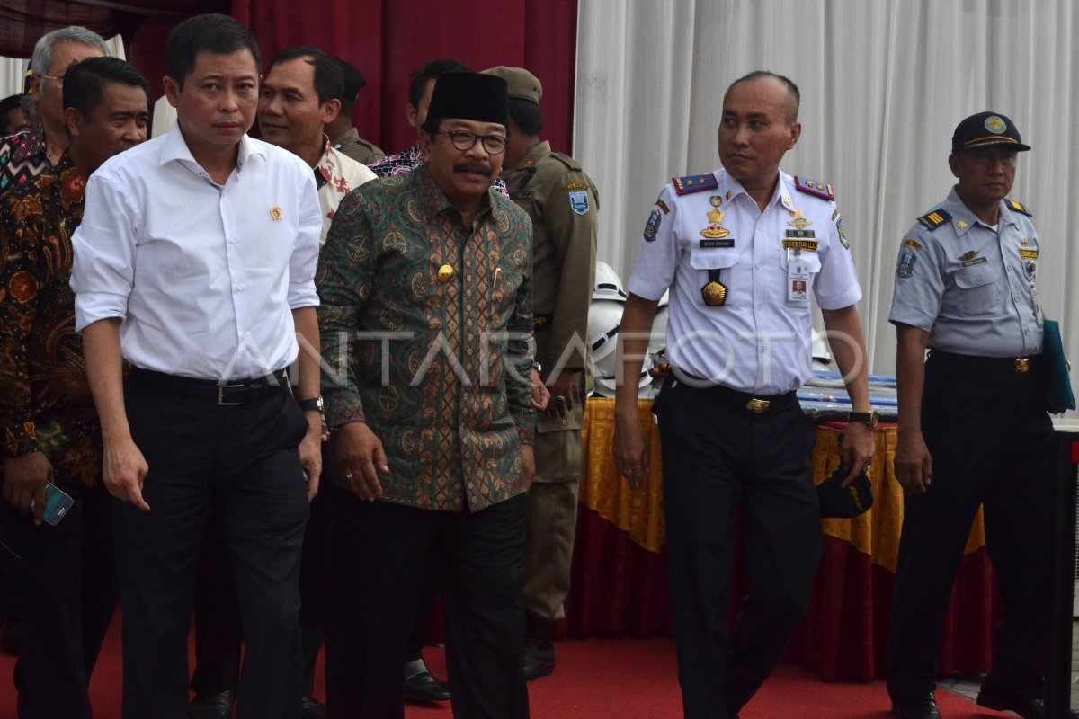 Kunjungan Kerja Menteri Perhubungan Di Probolinggo Antara Foto