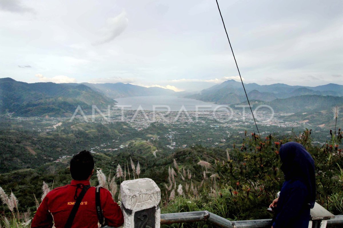 Wisata Panorama Danau Laut Tawar Antara Foto