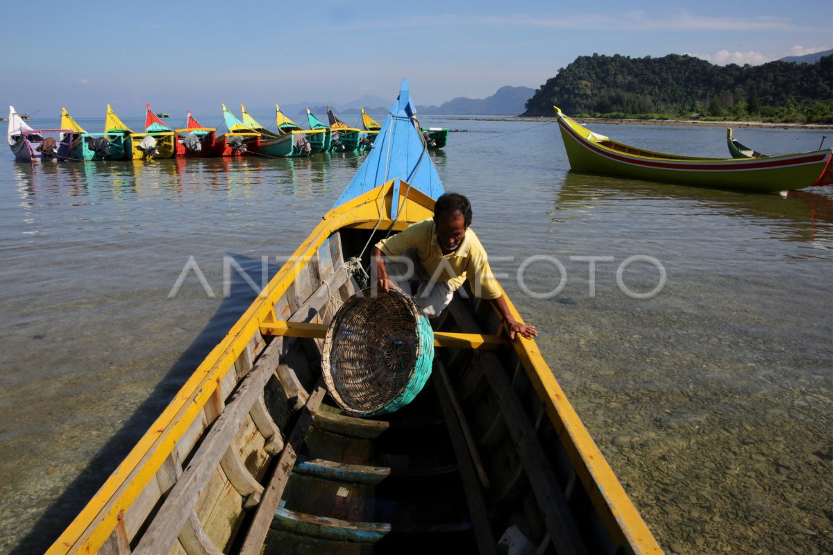 Nelayan Tradisional Aceh Antara Foto