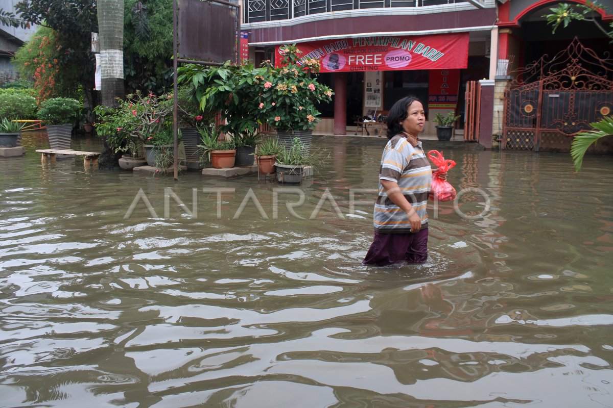 Banjir Di Bekasi Antara Foto