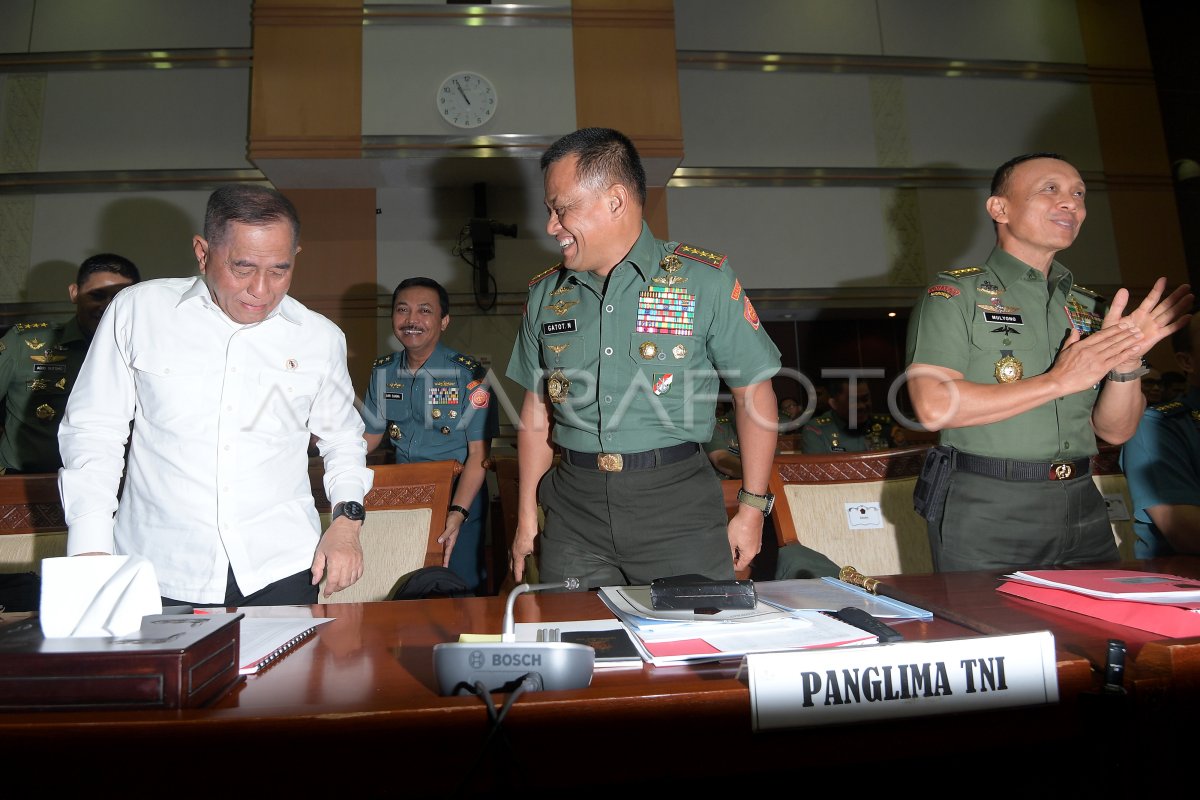 Raker Menhan Tni Dan Dpr Antara Foto