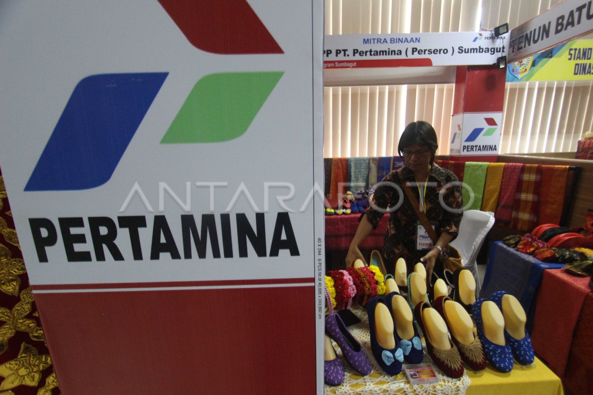 PAMERAN PRODUK UNGGULAN UMKM SUMUT ANTARA Foto