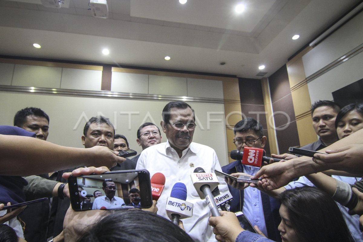 RAPAT KOMISI III DENGAN JAKSA AGUNG ANTARA Foto