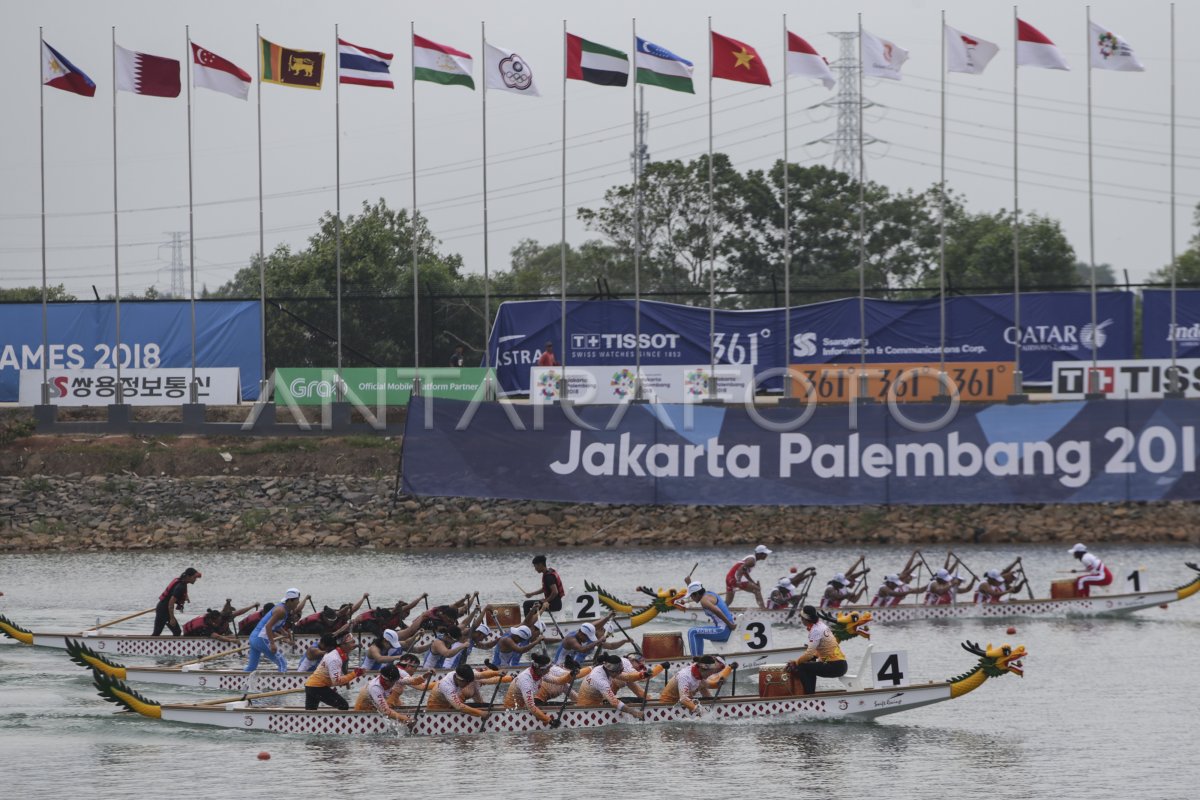 PENYISIHAN KOMPETISI PERAHU TRADISIONAL ANTARA Foto