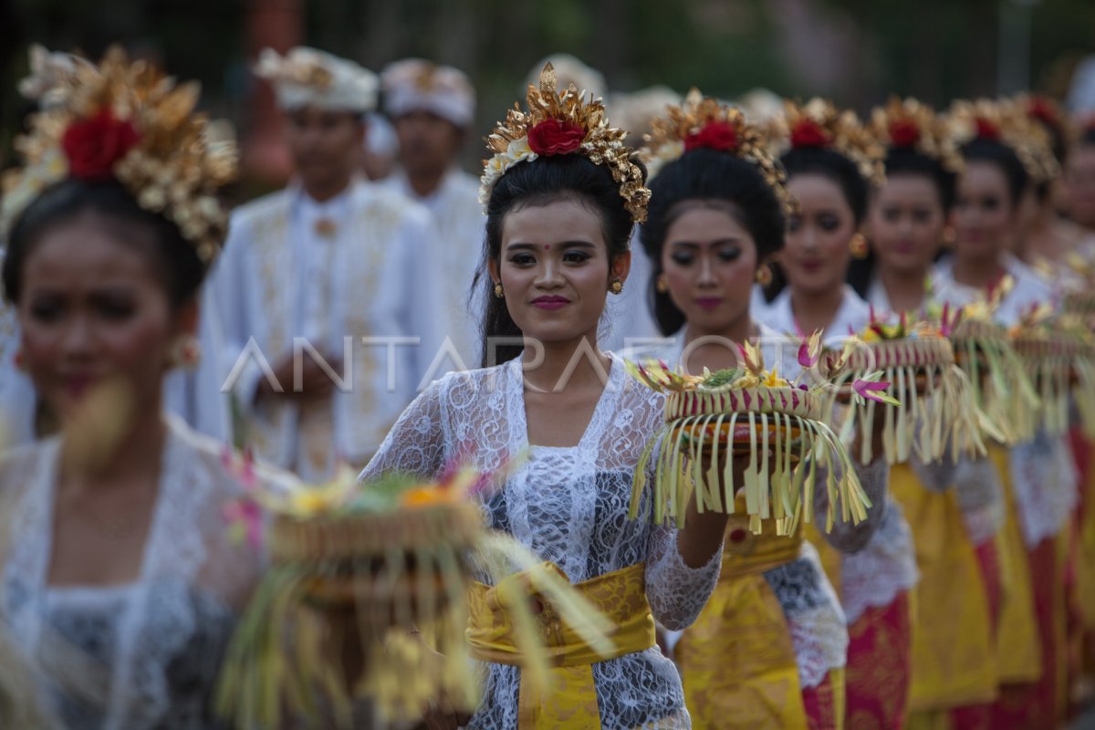 IMF WBG KARNAVAL BUDAYA BALI ANTARA Foto