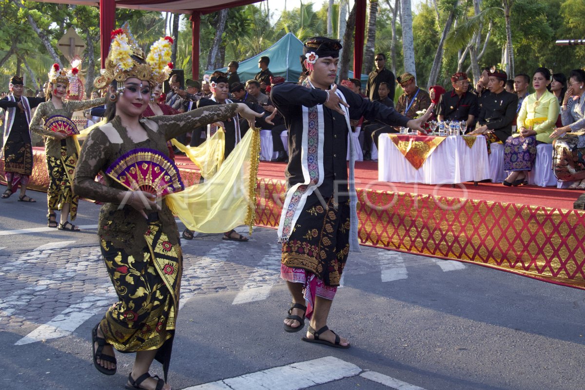 IMF WBG KARNAVAL BUDAYA BALI ANTARA Foto