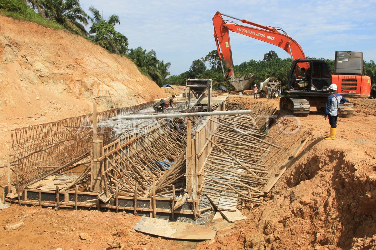 PEMBANGUNAN JARINGAN IRIGASI LHOK GUCI ANTARA Foto