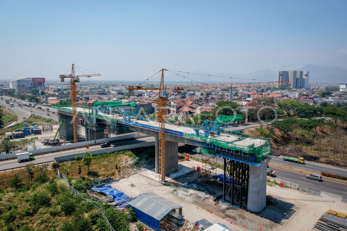 Proyek Kereta Cepat Jakarta Bandung Antara Foto