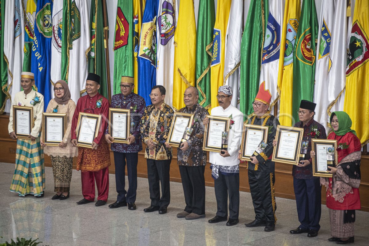 PENGANUGERAHAN SWASTI SABA 2019 ANTARA Foto