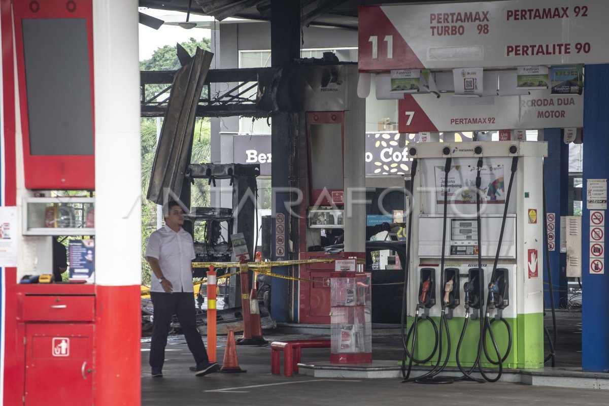 PASCAKEBAKARAN SPBU MT HARYONO ANTARA Foto