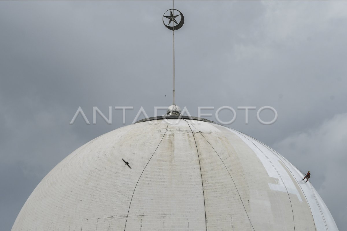 RENOVASI MASJID ISTIQLAL ANTARA Foto