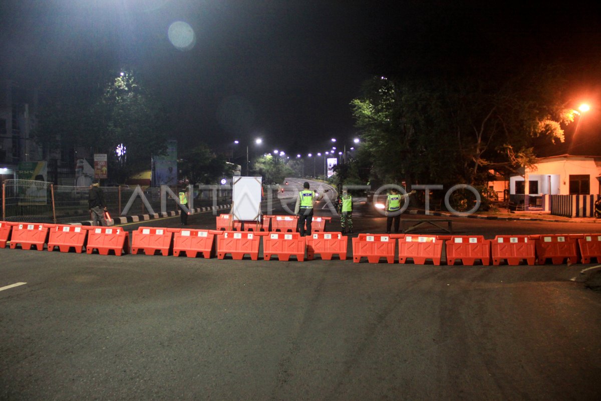 Perpanjangan Masa Penerapan Psbb Surabaya Raya Antara Foto