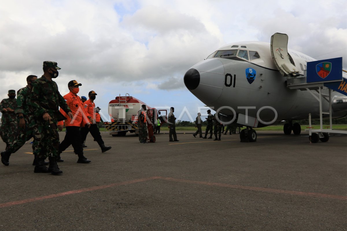 PENCARIAN KORBAN KAPAL TENGGELAM DI MALUKU DAN WANCI ANTARA Foto