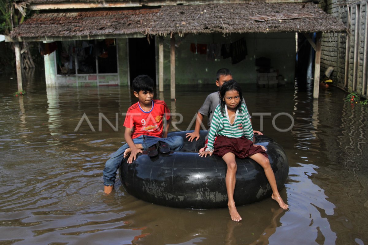 Delapan Desa Terendam Banjir Luapan Sungai Konaweha Antara Foto