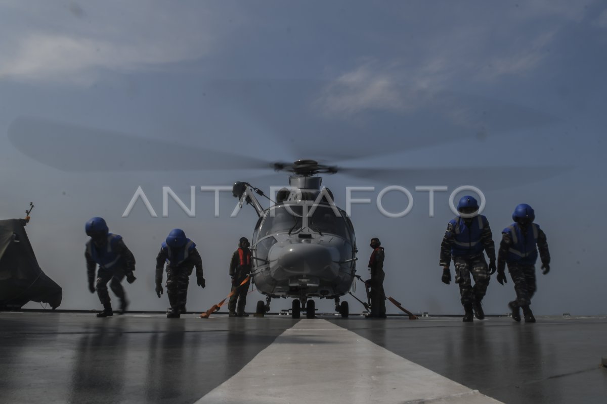 Latihan Tempur Tni Al Antara Foto