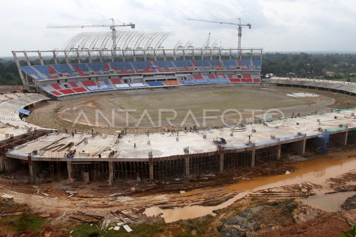 PEMBANGUNAN STADION UTAMA SUMBAR ANTARA Foto