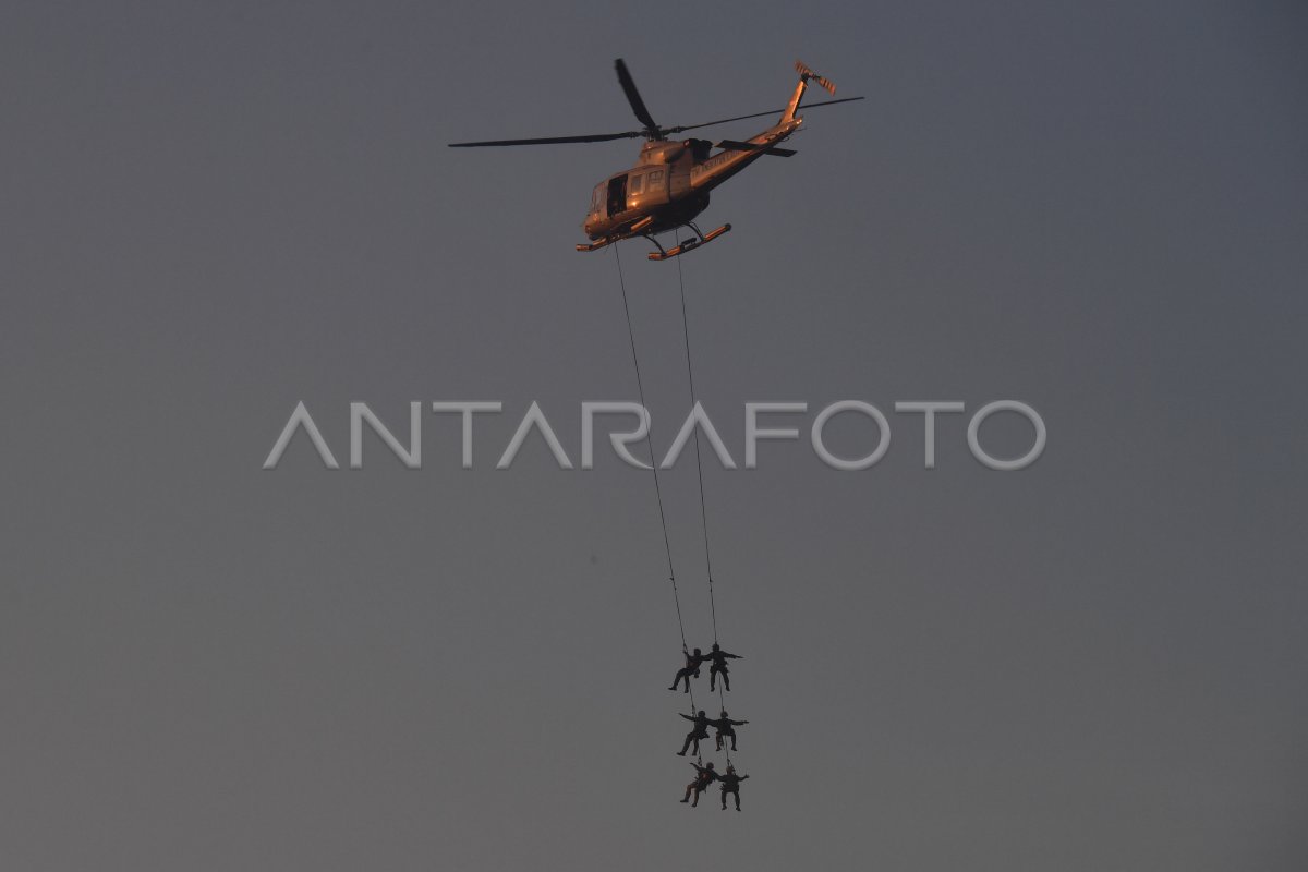 LATIHAN PASUKAN KHUSUS GABUNGAN TNI AL ANTARA Foto