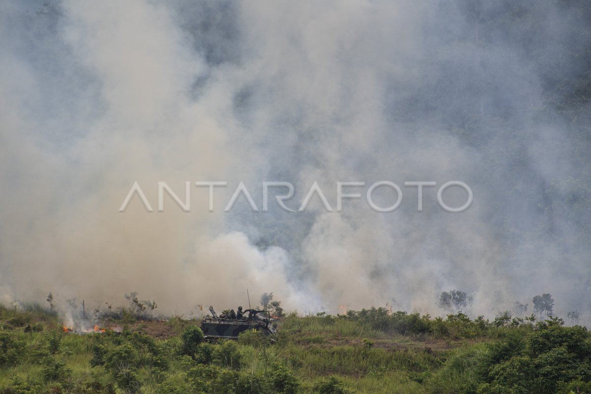 PUNCAK LATIHAN ANTAR KECABANGAN TNI AD ANTARA Foto