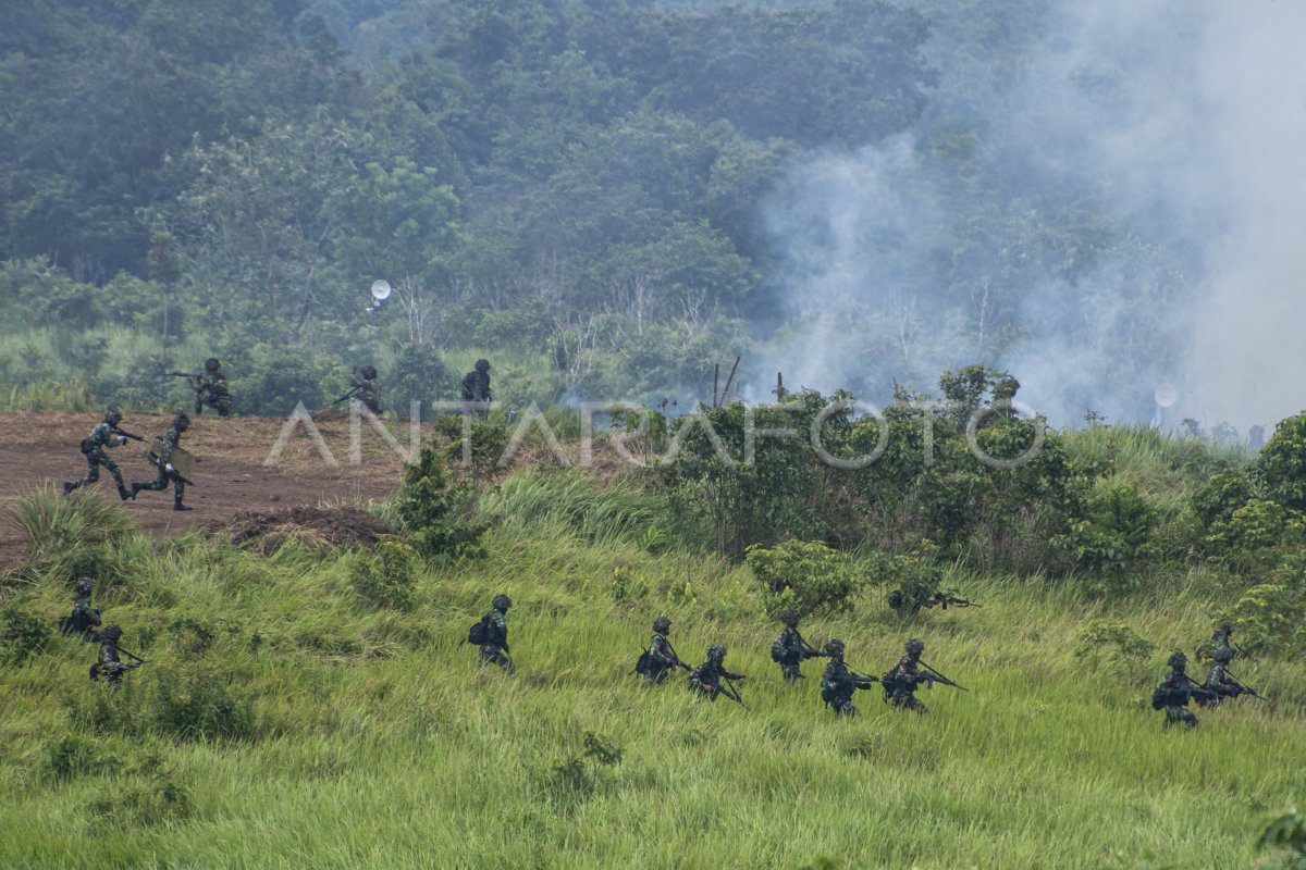 Puncak Latihan Antar Kecabangan Tni Ad Antara Foto