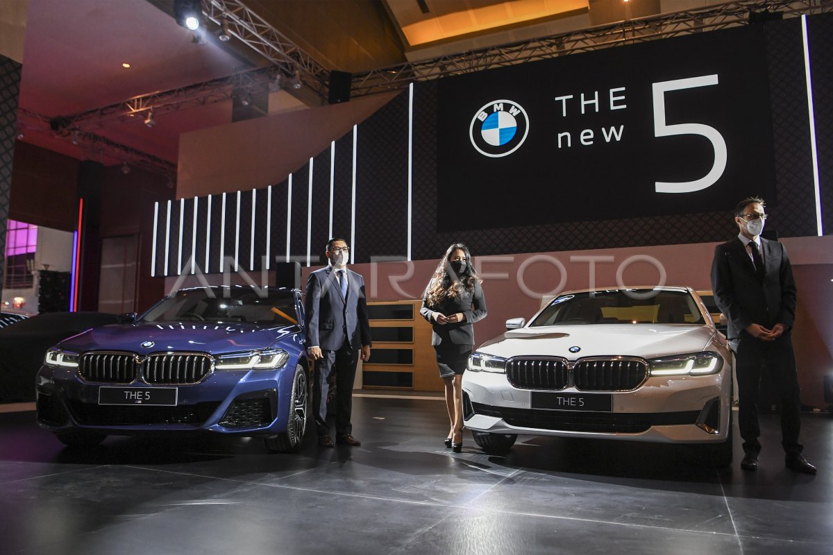 RANGKAIAN TERBARU BMW DI IIMS 2021 ANTARA Foto