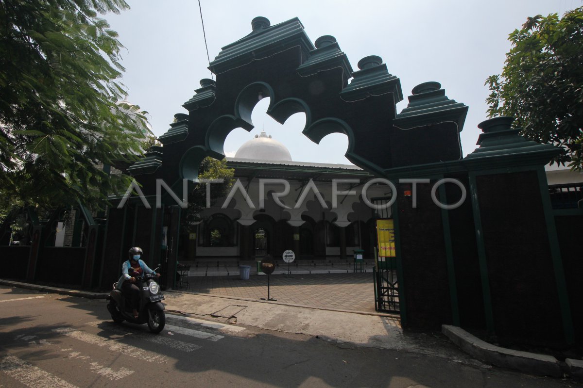 Masjid Rahmat Surabaya Antara Foto