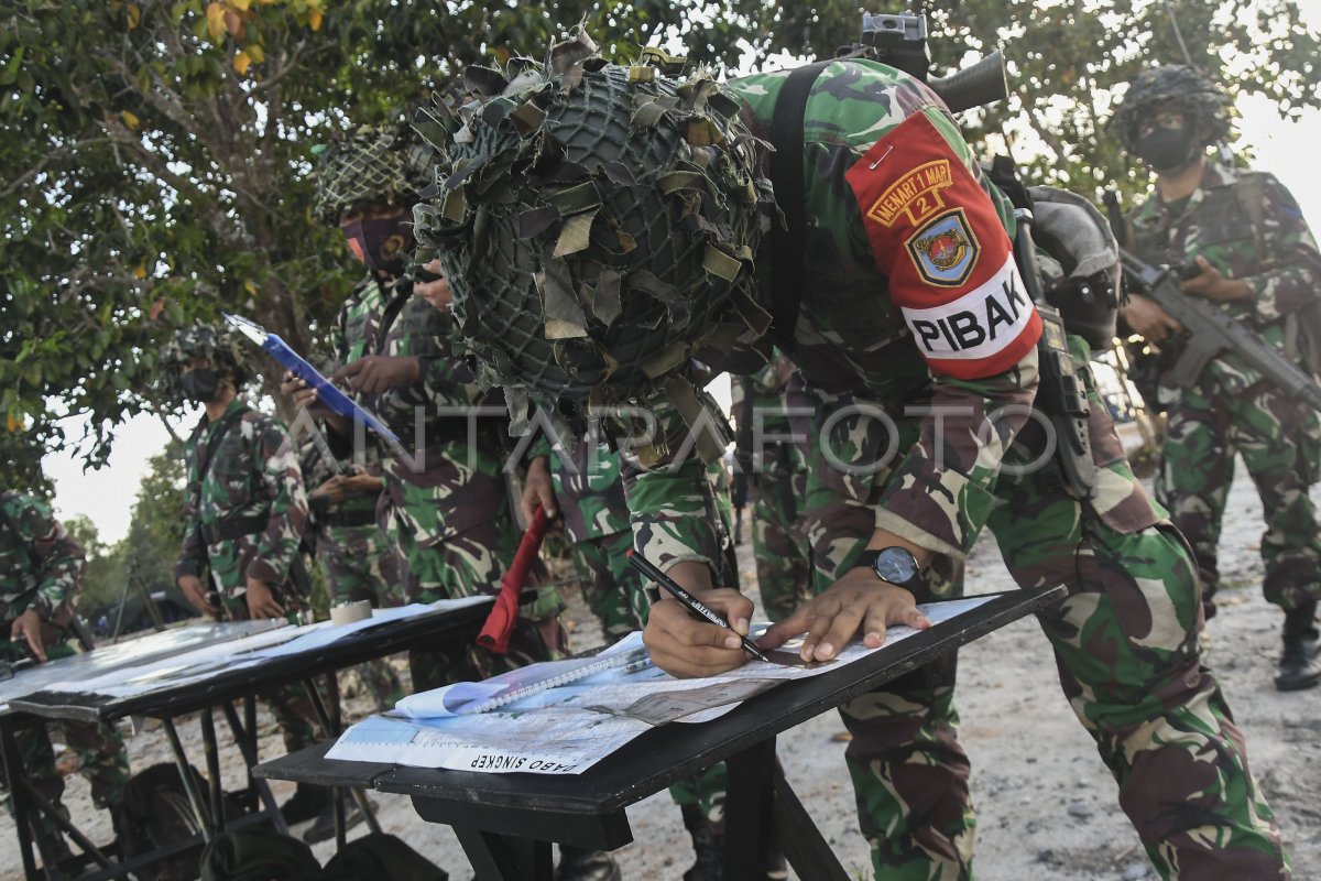 Latihan Pendaratan Operasi Amfibi Tni Al Antara Foto