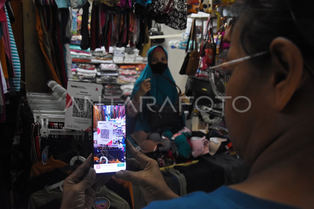 PENGGUNA QRIS DI JAKARTA TEMBUS DUA JUTA UNIT USAHA ANTARA Foto